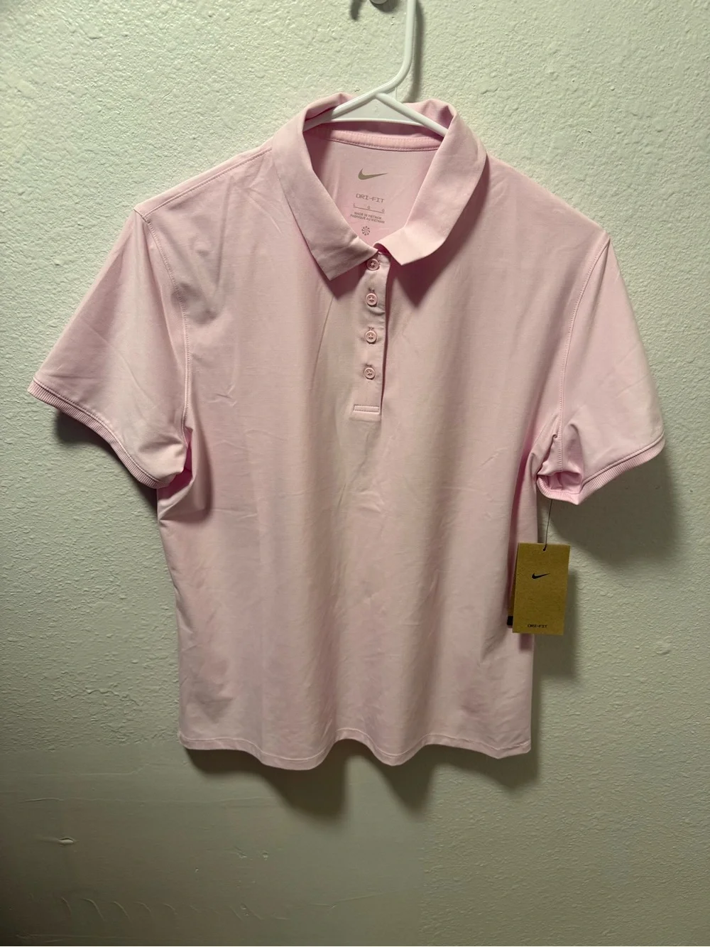 Nike Women’s Victory Dri-FIT Golf Polo. Color - Pink Foam. Size - Large